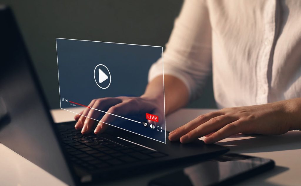 جهاز Fire TV Cube يصبح أول جهاز بث وسائط للتدفق في الولايات المتحدة يدعم تدفق الصوت لأجهزة السمع